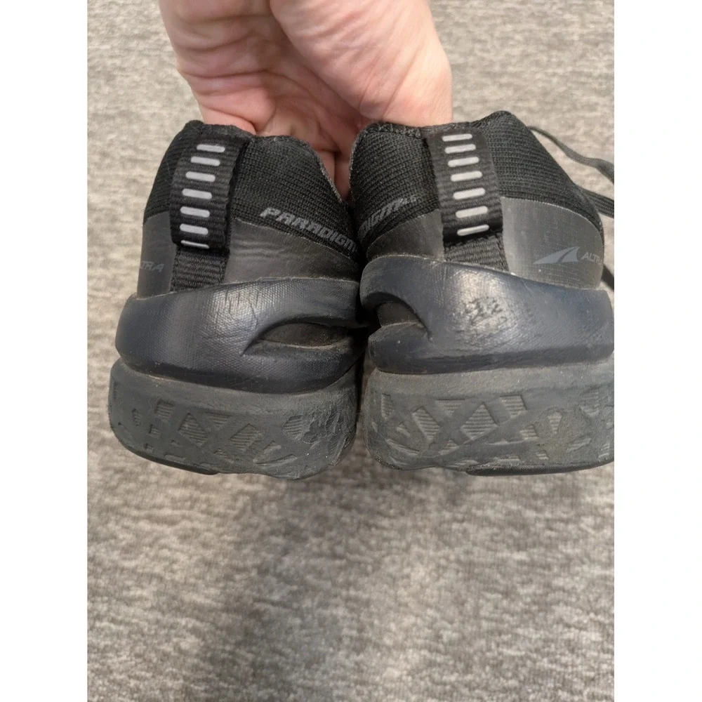Altra Women's Size 6.5 Paradigm 4.5 Black Running Shoes‎